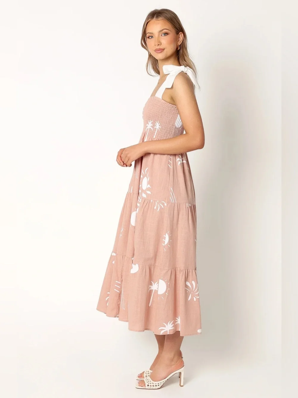 Petal & Pup Sarelle Midi Dress Tan Blush Tropical Print Size M NWT - Picture 3 of 12